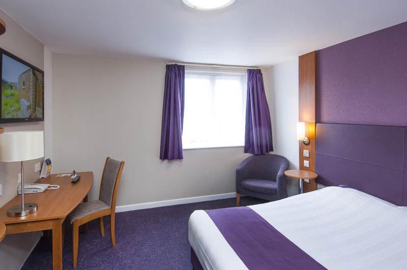 Premier Inn Leeds City Centre Buitenkant foto